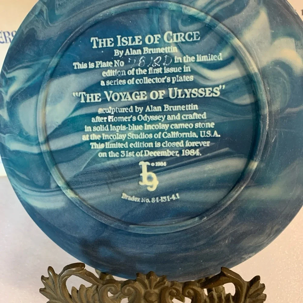 Blue and White Decorative Plate - Picture 7 of 7